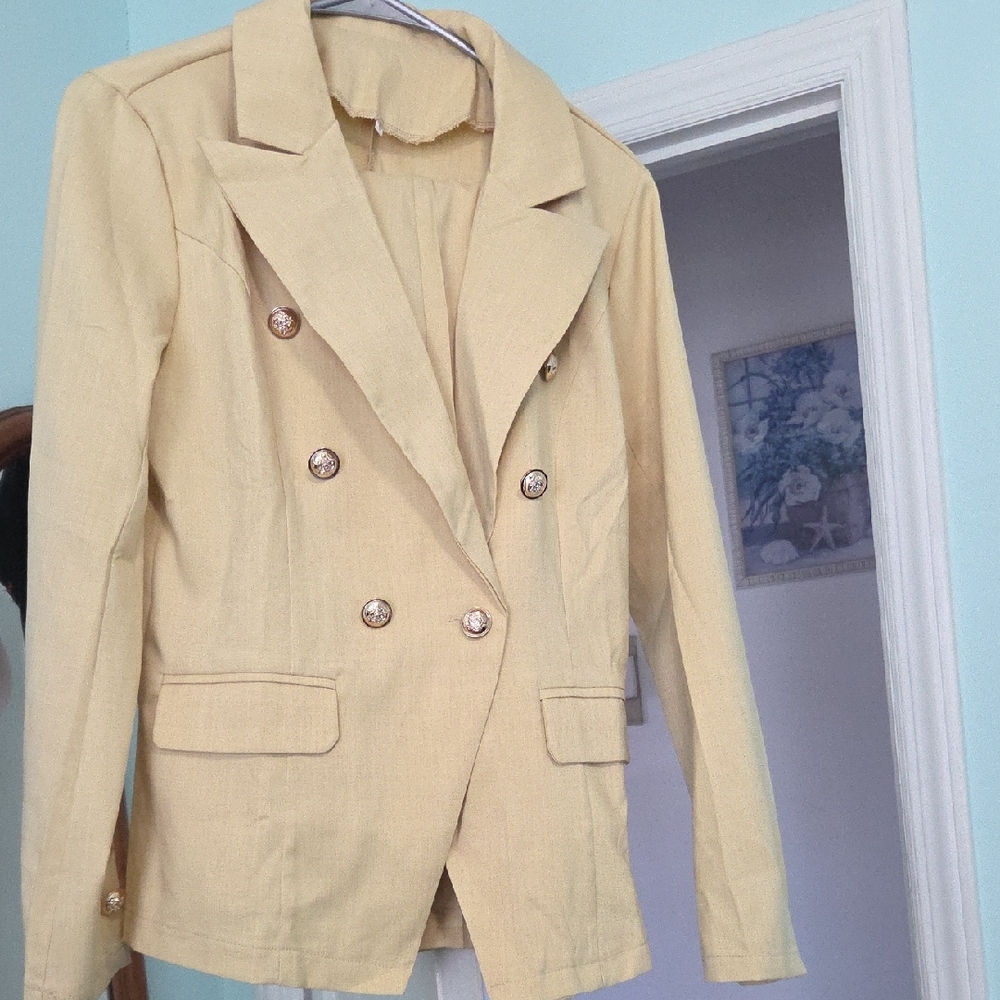 Classic Double-Breasted Women’s Blazer Jacket  and pants - rich beige